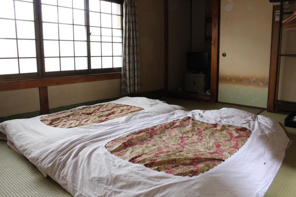 Minshuku Katsuya Hotell Shirahama Rum bild